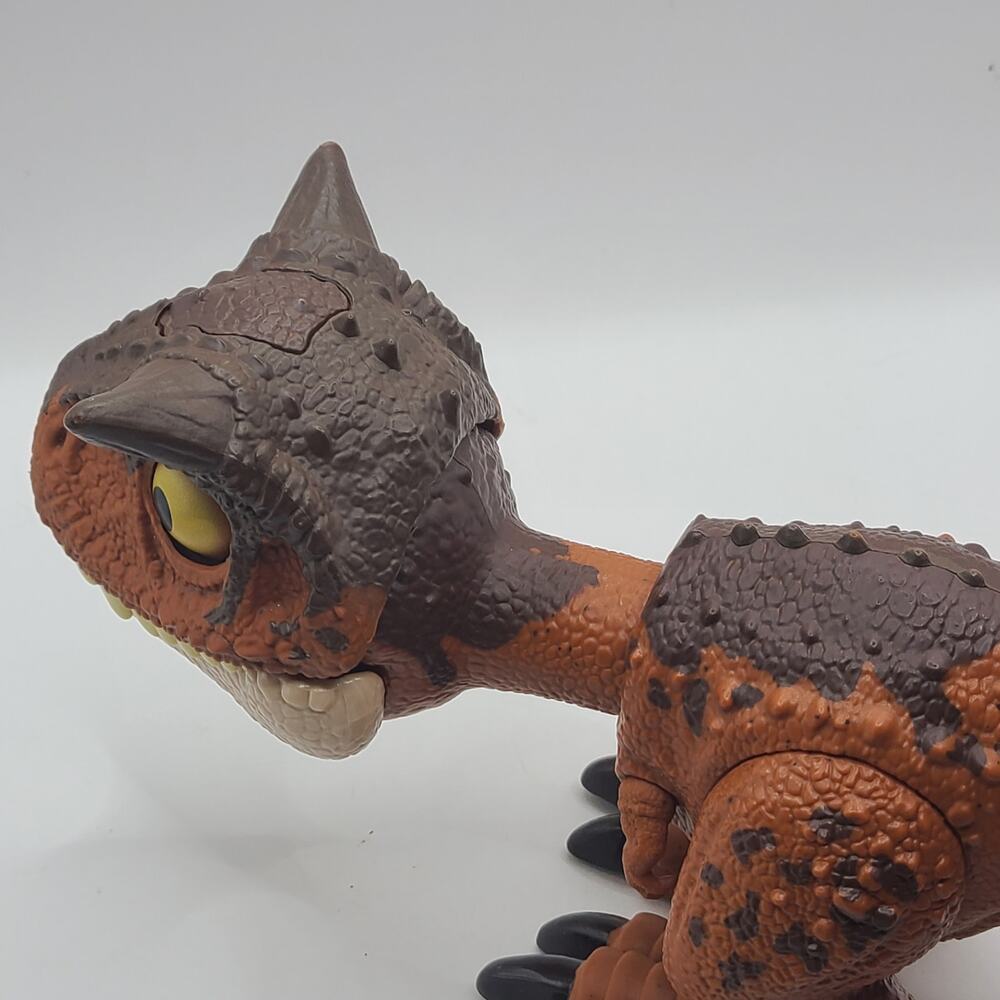 Jurassic World Wild Chompin Carnotaurus Toro Dinosaur Action Figure Cretaceous - Picture 6 of 11